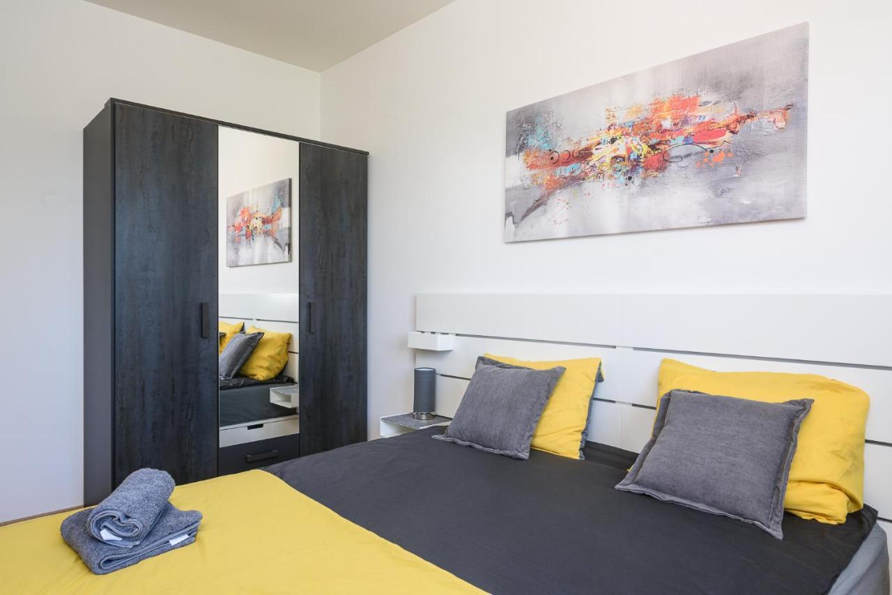 Donji Okrug  L&L Luxury Apartment 1 מראה חיצוני תמונה